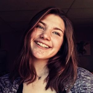 Meet your Posher, Abby